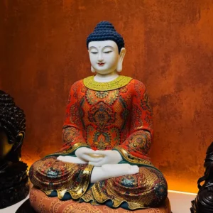 Tượng Phật Thích Ca đá quý