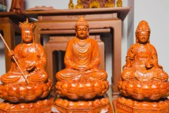 tượng sa bà tam thánh - chính diện